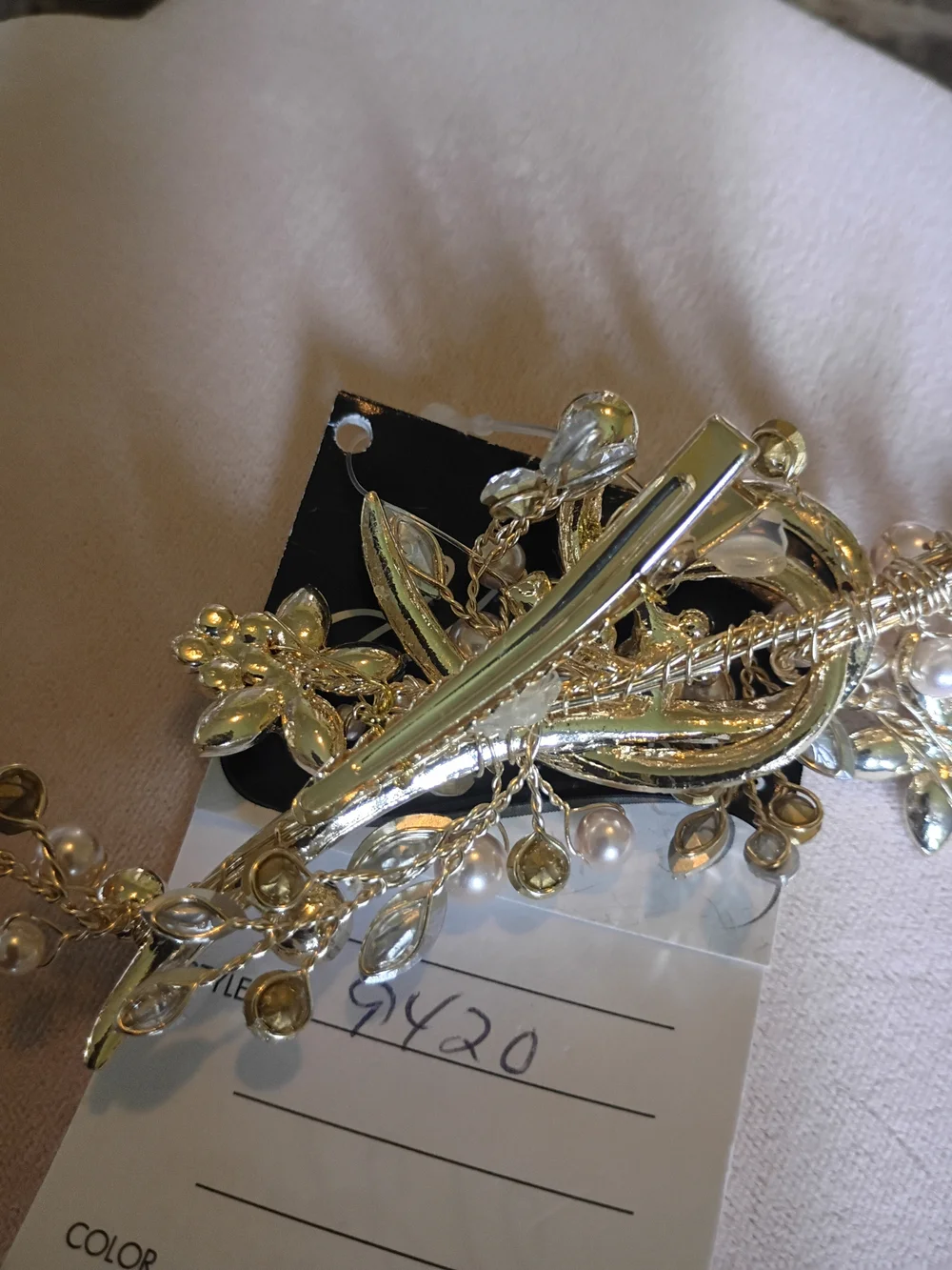 Gold Pearl & Crystal Hair Vine clip - Picture 3 of 3